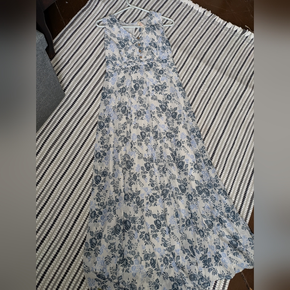 Raga Tea Time Floral Maxi Dress - Sz small